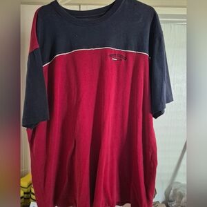 Tommy Hilfiger Men's Short Sleeve Tee in Red and Navy